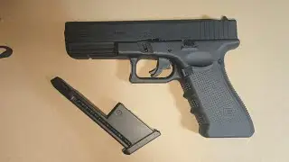 Glock17 semi automática