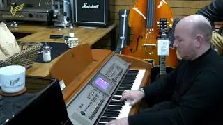YAMAHA CVP-303 Digitial Piano at Sherwood Phoenix
