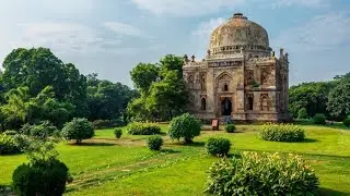 Explore the vibrant city of Delhi  #lalkila #delhi #travel #guide #indiagate 