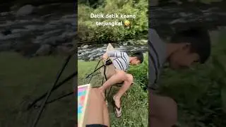 TERJUNGKAL SAAT MAIN ULAR TANGGA #familytravelfun #campingindonesia #campingadventurefamily #nature