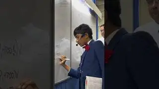 Откройте любой учебник физики и задайте мне любой вопрос. Я решу его за 10 секунд.