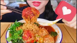 ASMR MIE BAKSO PEDAS | SPICY INDONESIAN MEATBALL NOODLES | EATING SOUNDS | NO TALKING