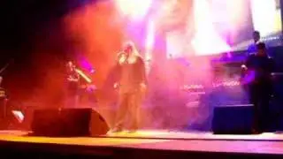 Tazenda -Pitzinnos in sa gherra,live-