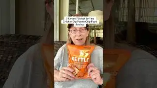 Better than the real thing? 7-Eleven Buffalo chicken dip potato chip food review #snacks #food