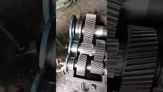 #cnc #cncmachine #cncmilling #cncrouter #machine #gearbox #torna #picasso #factory #money #gear