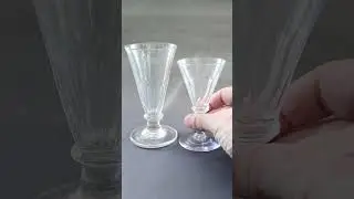 Glass Features - Early 19th Century Petal Moulding