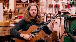 Gra&uacute;na - Jo&atilde;o Pernambuco - Alexander Barnett (Guitar)