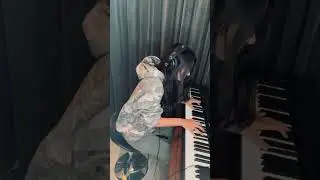 Clarita de Quiroz &ldquo;Rise Again&rdquo; playing live on piano with string sample