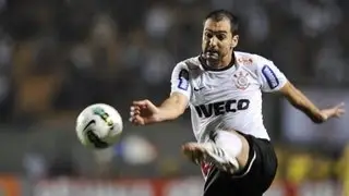 Super Danilo volley seals easy win for Corinthians in Brazil