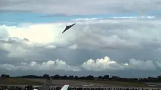 Avro Vulcan XH558 at RAF Lyneham Families Day