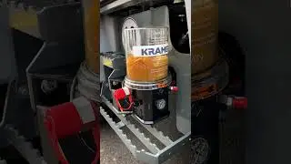 Kramer Teleskopradlader - Ratet welche Maschine das ist #shorts