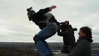 Pascal Coud&eacute; Base jumping Cit&eacute; de l'&eacute;nergie Shawinigan, Qu&eacute;bec, Canada.