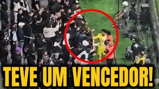 HUGO SOUZA PRESENTEIA TORCEDOR COM SUA LUVA - CORINTHIANS 0X0 CRUZEIRO