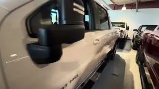 2024 Chevrolet Silverado 2500 DIESEL TRUCK 4WD LOW MI CHEVY SILVERADO 2500 TRUCK FOR SALE SCOTTSDALE