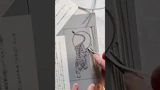 The hynpotic process of carving a lino print