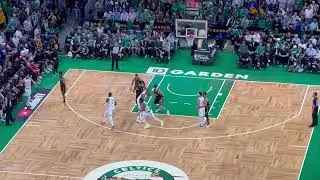 &ldquo;F*ck you Draymond!&rdquo; chant from Celtics fans, the 3rd one tonight 😳