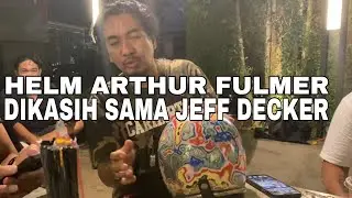 Ngobrol seru Helm Arthur Fulmer milik Heret Elders Garage.