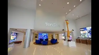 Toys 'R' Us selling off everything at its N.J. headquarters.