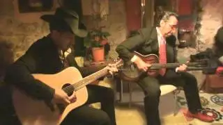 Pig Fat - Hesitation Blues - Live Acoustic at  the Sha (Tarragona)