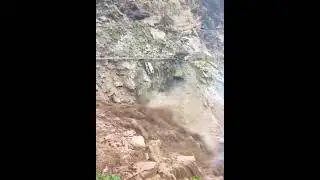 Land sliding near to Dasu upper Kohistan !!#kohistan #flood#Slidingstones