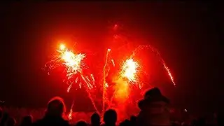 LIGHT UP THE SKY &copy; (Fireworks Display Music Video)