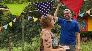 Ep. 95 - Nos dias sem cor, guarda-chuva de flor.
