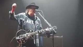 Neil Young and POTR Change Your Mind Amsterdam Ziggo Dome july 9th 2016