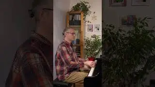 Mozart Menuett KV 1c . #piano #relaxingmusic #mozart #classicalmusic #pianist #menuet #beginners