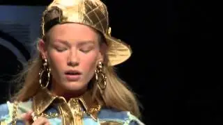 Moschino Fall Winter 2015 2016