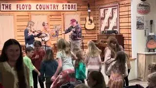 Handmade Music School Giving Tuesday &ldquo;Shooting Creek&rdquo; with my teacher Mac Traynham