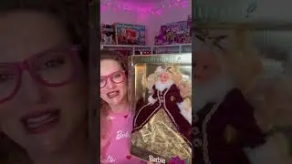 1996 Holiday Barbie #barbie #holidaybarbie #barbiecollector #doll #mattel