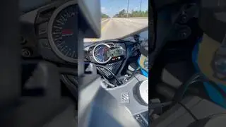 2025 GSXR 600 coming off wide curb #gsxr #automobile #sportbike #gsxr600 #motorcycle #smartphone