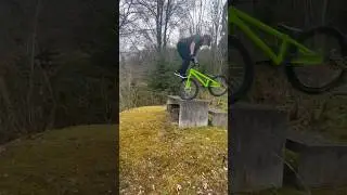 two different locations, two different tricks