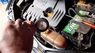 Fiat Idea vazando água, carro aquecendo tampa radiador e mangueiras.