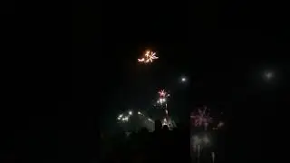 Happy new year 🥳 (fireworks)