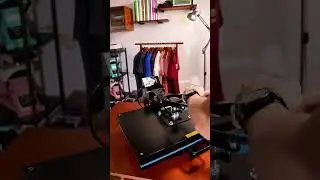 Use Delclynee Heat Press to turn the photos into metal art