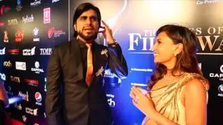 TOIFA Candid Red Carpet Performances! | MissMalini