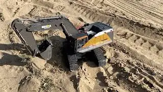 EXCAVATOR dig sand