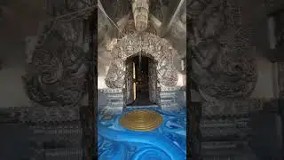 Templo de plata solo para hombrea #onlymen #plata #oro #templo #tailandia #changmai #viaje #culture