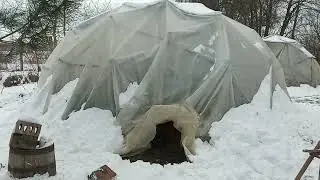 inside igloo-dome ,  passive overwintering of subtropical plants. outside min.-17°C,inside -2 /+2 °C