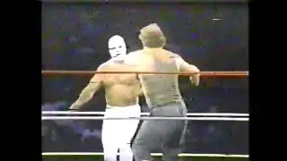 Cuban Assassin & Ron Starr vs Super Medicos