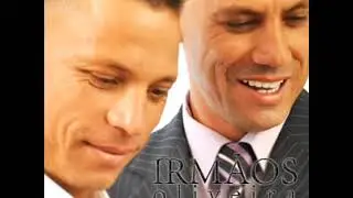 Irm&atilde;os Oliveira - Quem &Eacute; Esse?  Cd Completo