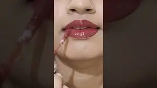 Mila Beaute Glossy Girl Lip Gloss 🤎 #milabeaute #lipgloss #swatches #shorts
