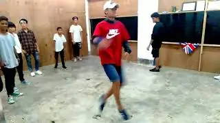 B boy . Class time