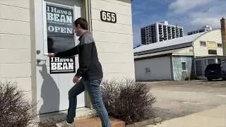 A doppelganger takes advantage of Grab&Go Coffee