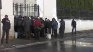 Homeless in Moscow struggle to get by in lockdown