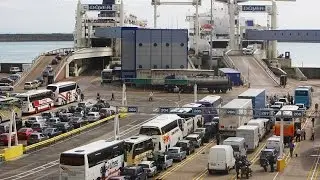 Pro řidiče autobusu/ Dover - autobusem nájezd na trajekt s lidmi, co a jak? ,