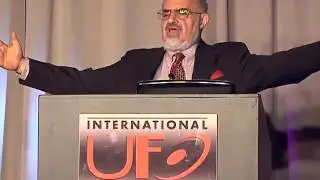 Stanton T. Friedman Presents Flying Saucers and Science
