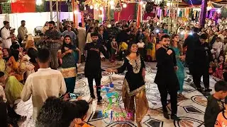 Karachi dance group