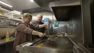 Smash Burgers with Chef Kevin Munroe | Dish with Mary (Digital Exclusive)